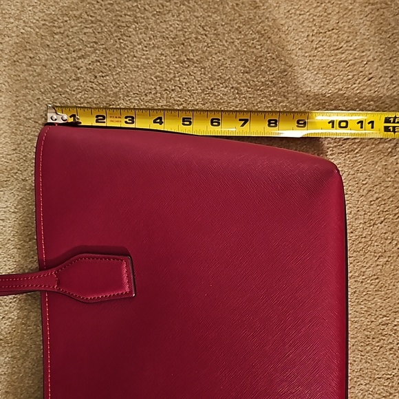 Michael Kors Deep Red Charlie Tote With Small Zip Case NWT Handbag Beautiful - Picture 13 of 14